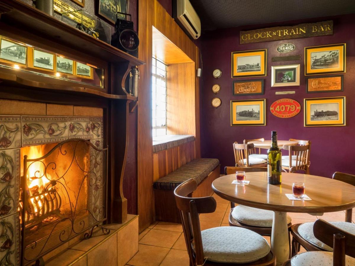 Fouriesburg Country Inn エクステリア 写真