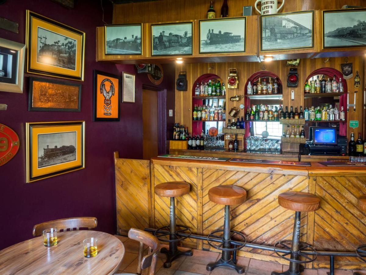 Fouriesburg Country Inn エクステリア 写真